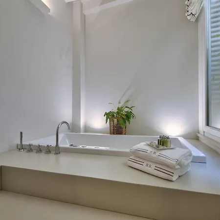 Blanc Boutique Guest House 酒店 4*