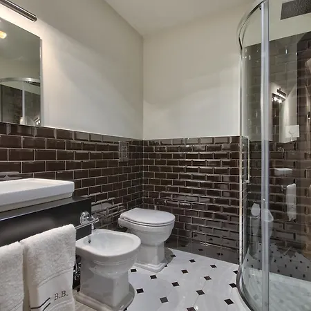 酒店 Blanc Boutique Guest House 4*