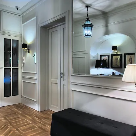 Blanc Boutique Guest House Hotel 4*