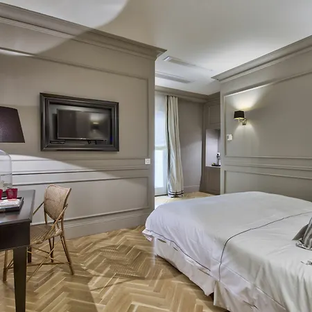 Blanc Boutique Guest House Слима