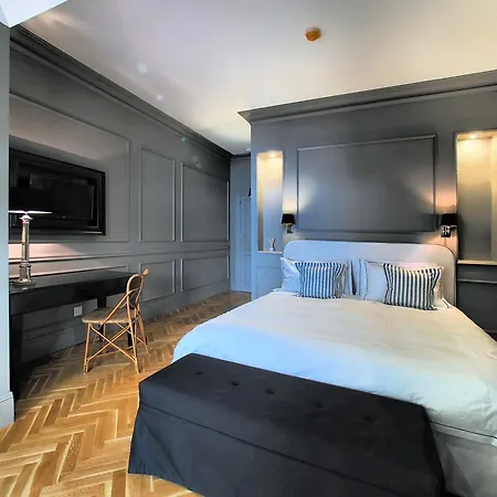 Blanc Boutique Guest House 4*