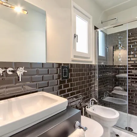 Blanc Boutique Guest House 4* Sliema